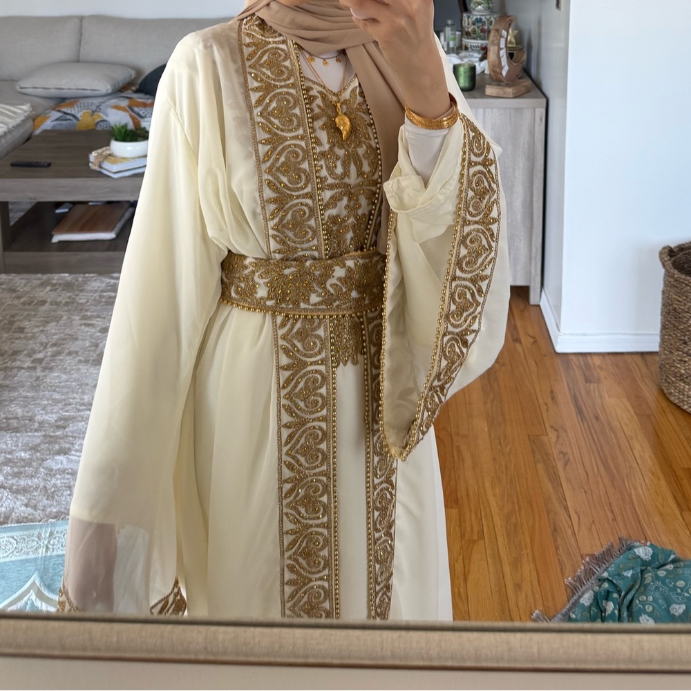 Elegant White & Gold Embroidered Abaya Dress - Picture 6 of 14